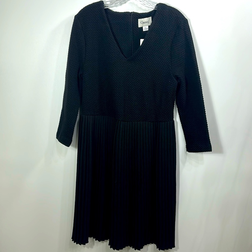 Ganni Anthropologie Black Pleated Knee Length Dress size large.NWT.